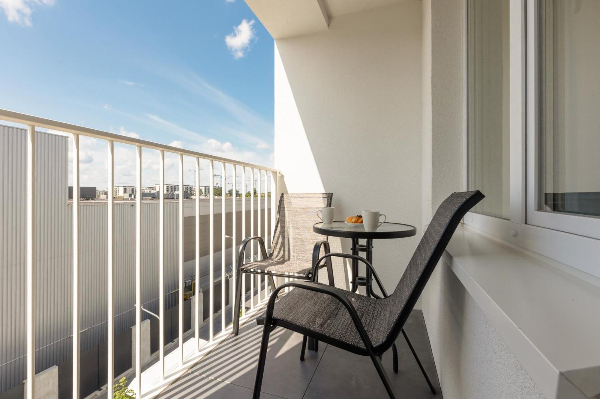 Warsaw Kotsisa Apartments With Parking By Noclegi Renters Ngoại thất bức ảnh